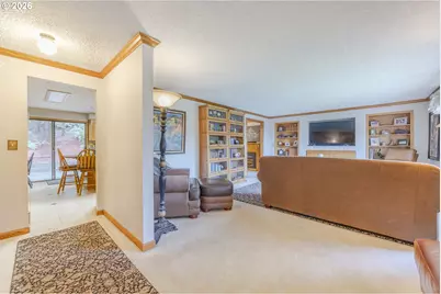 197 Manderville Ln, Roseburg, OR 97471 - Photo 14