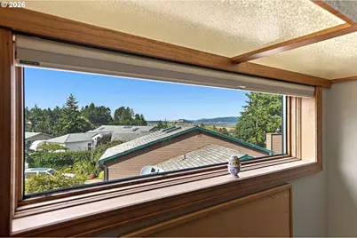 2069 Cedar Ct, North Bend, OR 97459 - Photo 34