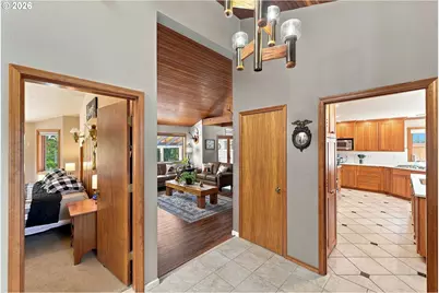 2069 Cedar Ct, North Bend, OR 97459 - Photo 8