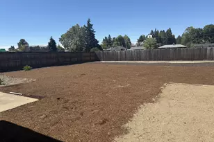 4478 Hilton Dr, Eugene, OR 97402 - Photo 38