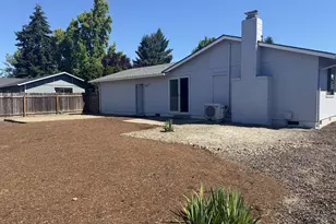4478 Hilton Dr, Eugene, OR 97402 - Photo 42