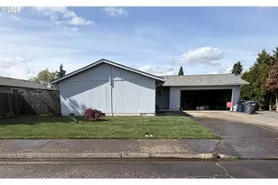 4478 Hilton Dr, Eugene, OR 97402 - Photo 4