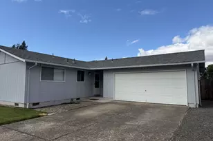 4478 Hilton Dr, Eugene, OR 97402 - Photo 8