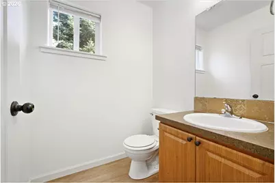 6311 SE Woodstock Blvd, Portland, OR 97206 - Photo 14
