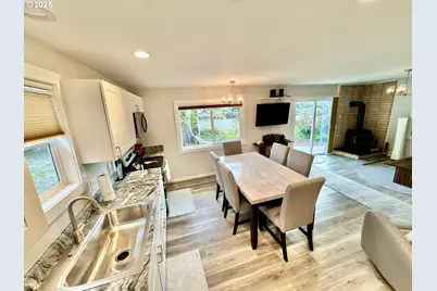 99268 Winchuck River Rd, Brookings, OR 97415 - Photo 22