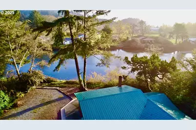 99268 Winchuck River Rd, Brookings, OR 97415 - Photo 18