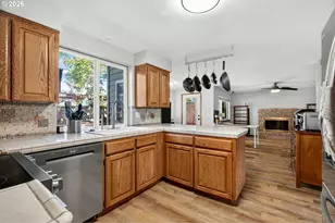 12701 SW Sorrel Dock Ct, Portland, OR 97223 - Photo 8