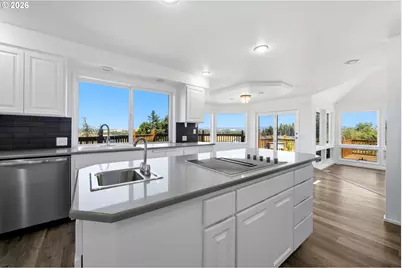 8325 Redwood Dr SE, Aumsville, OR 97325 - Photo 6