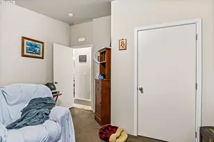 1225 W 10th Ave, Junction City, OR 97448 - Photo 16