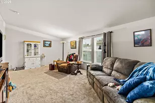 1225 W 10th Ave, Junction City, OR 97448 - Photo 6