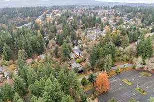 5217 SW Vacuna St, Portland, OR 97219 - Photo 16