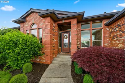 741 W Dogwood St, Washougal, WA 98671 - Photo 4