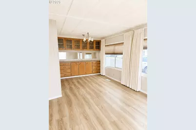 2902 E 2nd St #19, Newberg, OR 97132 - Photo 2