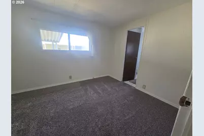 2902 E 2nd St #19, Newberg, OR 97132 - Photo 10