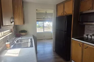 2902 E 2nd St, Newberg, OR 97132 - Photo 2