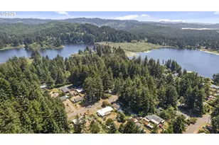 89298 Sutton Lake Dr, Florence, OR 97439 - Photo 4