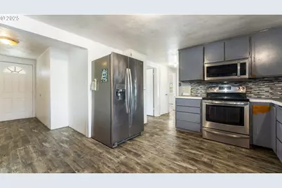 89298 Sutton Lake Dr, Florence, OR 97439 - Photo 8