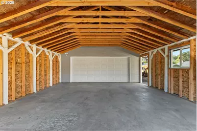 272 Rivershore Dr, Roseburg, OR 97470 - Photo 46