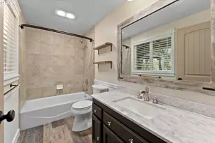 272 Rivershore Dr, Roseburg, OR 97470 - Photo 20