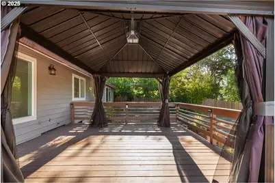 272 Rivershore Dr, Roseburg, OR 97470 - Photo 32