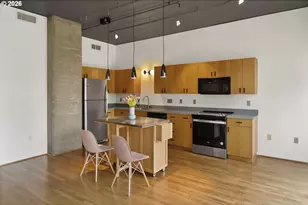 408 NW 12th Ave, Portland, OR 97209 - Photo 10