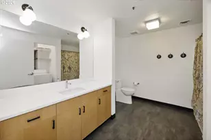 408 NW 12th Ave, Portland, OR 97209 - Photo 22