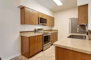 10664 NE Holly St, Hillsboro, OR 97006 - Photo 8