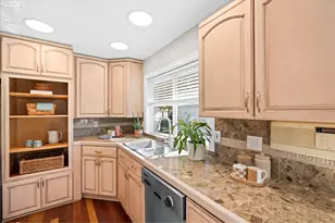 15930 SW Colony Pl, Portland, OR 97224 - Photo 18