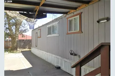 53752 Appleton Rd #17, Milton-Freewater, OR 97862 - Photo 2