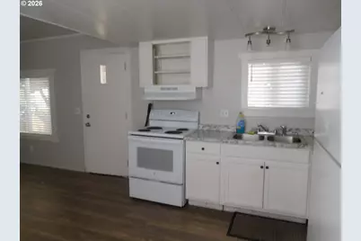 53752 Appleton Rd #17, Milton-Freewater, OR 97862 - Photo 8
