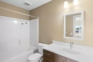10831 E Burnside St, Portland, OR 97216 - Photo 24