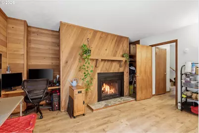 2055 SE Oak Crest Dr, Hillsboro, OR 97123 - Photo 24