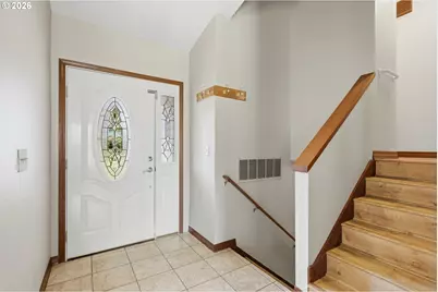 2055 SE Oak Crest Dr, Hillsboro, OR 97123 - Photo 26