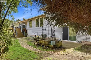 2055 SE Oak Crest Dr, Hillsboro, OR 97123 - Photo 36