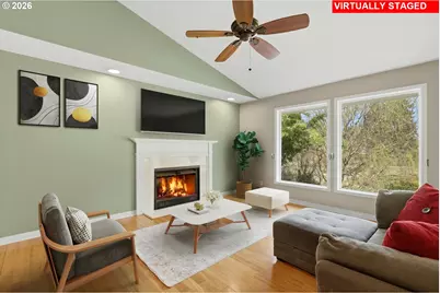 2055 SE Oak Crest Dr, Hillsboro, OR 97123 - Photo 2