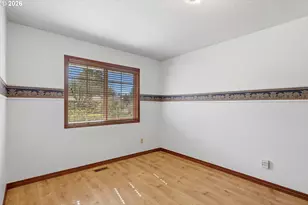 2055 SE Oak Crest Dr, Hillsboro, OR 97123 - Photo 20