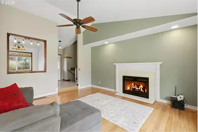 2055 SE Oak Crest Dr, Hillsboro, OR 97123 - Photo 4