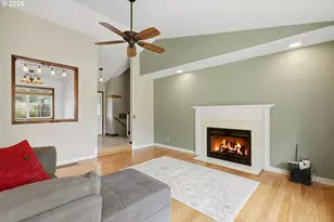 2055 SE Oak Crest Dr, Hillsboro, OR 97123 - Photo 4