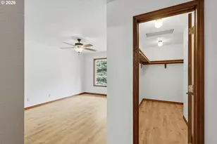 2055 SE Oak Crest Dr, Hillsboro, OR 97123 - Photo 16