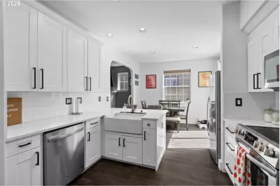 9231 N Haven Ave, Portland, OR 97203 - Photo 6
