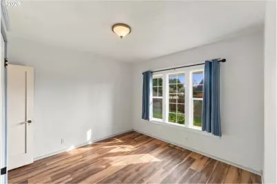 1439 Union Ave, North Bend, OR 97459 - Photo 18