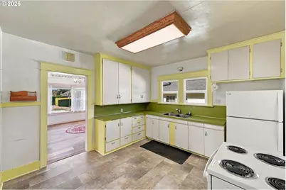 1439 Union Ave, North Bend, OR 97459 - Photo 14