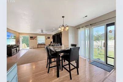 98557 Woodriff Ln, Brookings, OR 97415 - Photo 12
