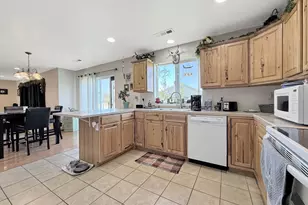 98557 Woodriff Ln, Brookings, OR 97415 - Photo 8