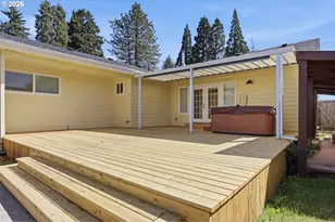 28821 Royal Ave, Eugene, OR 97402 - Photo 16