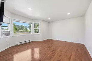 28821 Royal Ave, Eugene, OR 97402 - Photo 36