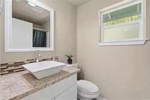 3198 Duke Snider Ave, Eugene, OR 97402 - Photo 34