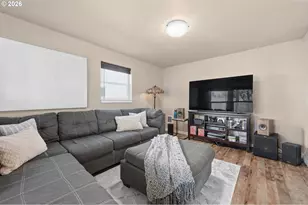 3198 Duke Snider Ave, Eugene, OR 97402 - Photo 10