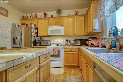 34050 SE Sturgeon St, Scappoose, OR 97056 - Photo 10