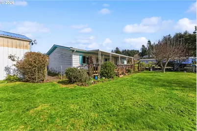 735 N 8th St, Lakeside, OR 97449 - Photo 34